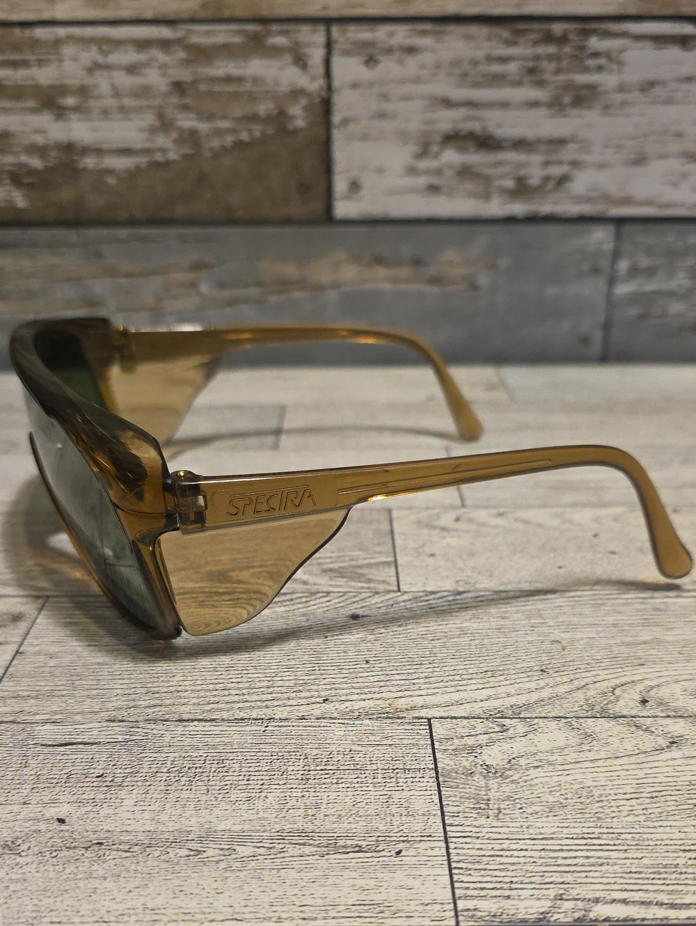 Vintage Spectra Men's Brown Frame Sunglasses with Green Lenses